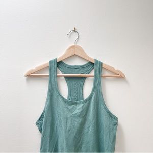 Lululemon Swiftly Tech Racerback in Frosted Pine